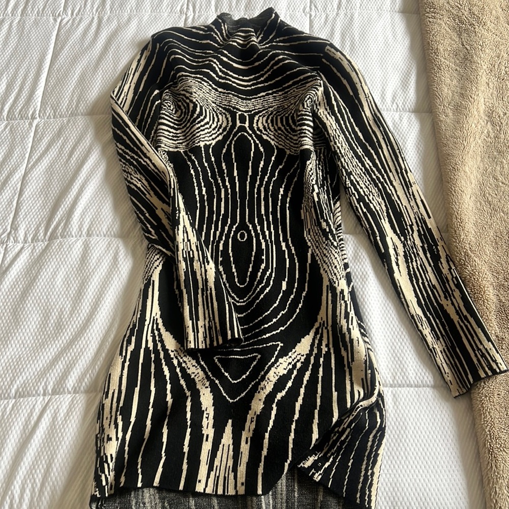 Black and white dress